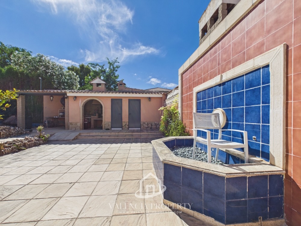 Property 2503 - Image 38